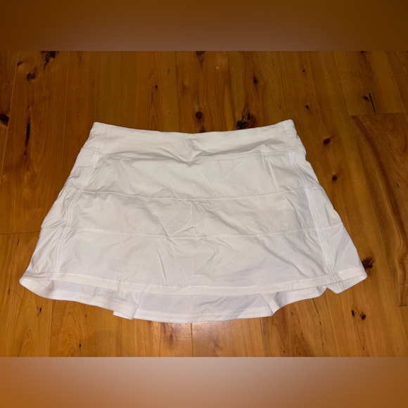 Lululemon look alike White Skirt - Picture 1 of 6